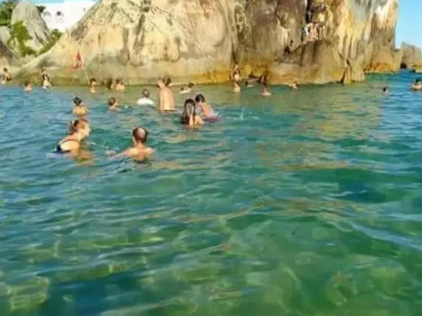 Apartamento Na Praia Da Enseada, 100 Mt Praia Sao Francisco do Sul Bagian luar foto